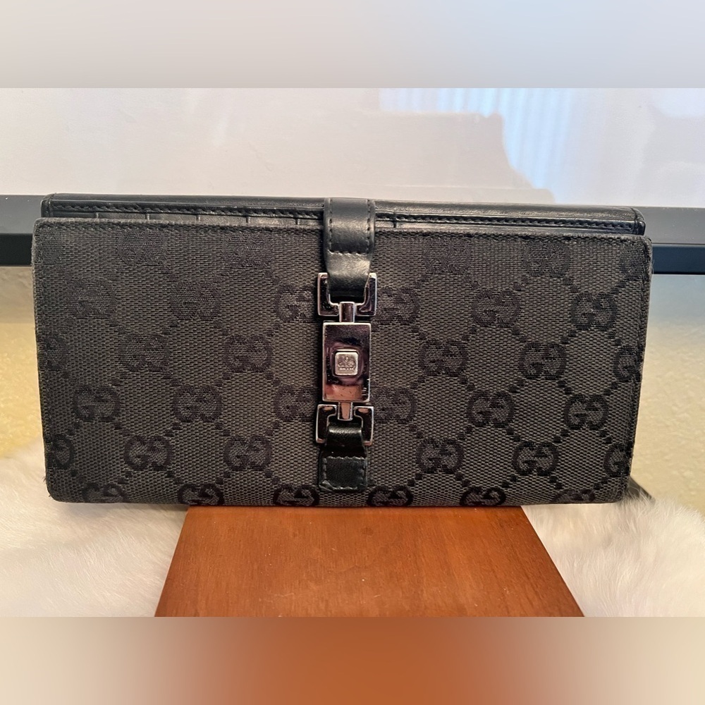 Authentic Gucci Vintage Guccissima Black Jackie O Long Wallet